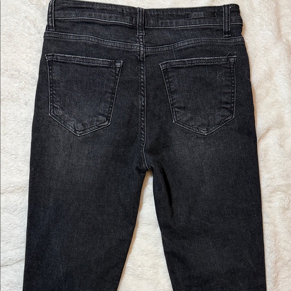 Classic Black Skinny Jeans for Women - Picture 5 of 8